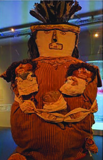 Figure 4 (funerary bundle)