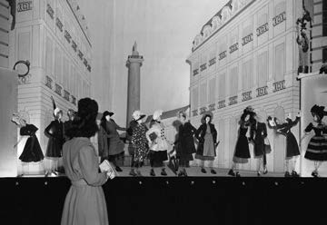 Abbildung 4 (Théâtre de la Mode)